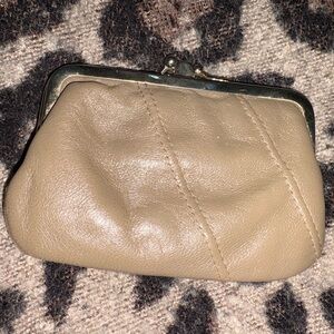 VTG Classic Kiss-Lock Coin Purse in Taupe Leather